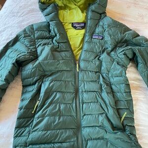 Patagonia Down Sweater Jacket with Hood XXS
